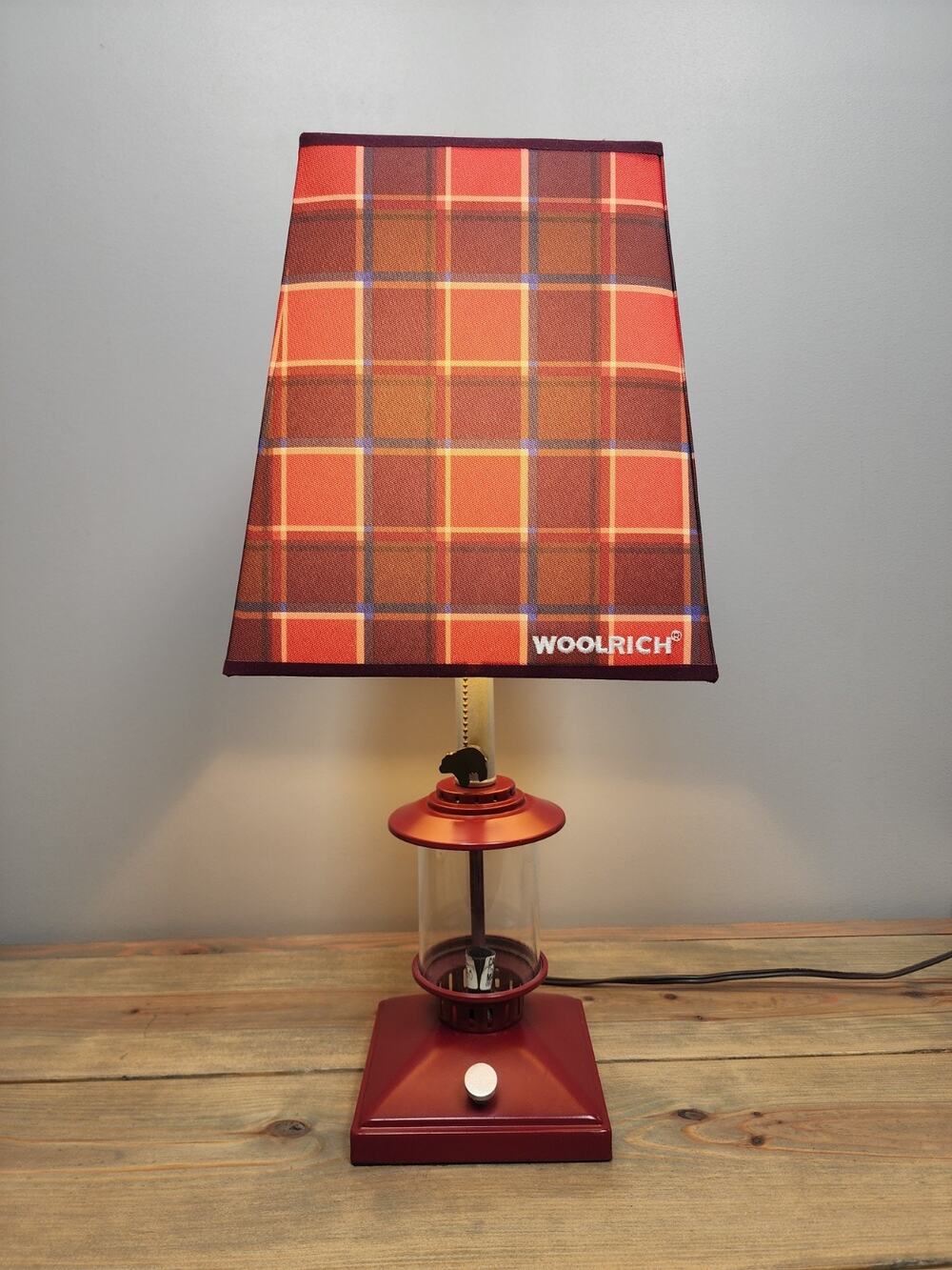 Woolrich Lamp Big Bear CampGround Bed Side Table Plaid Lamp Light Discontinued